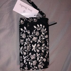 Vera Bradley Smartphone Wristlet